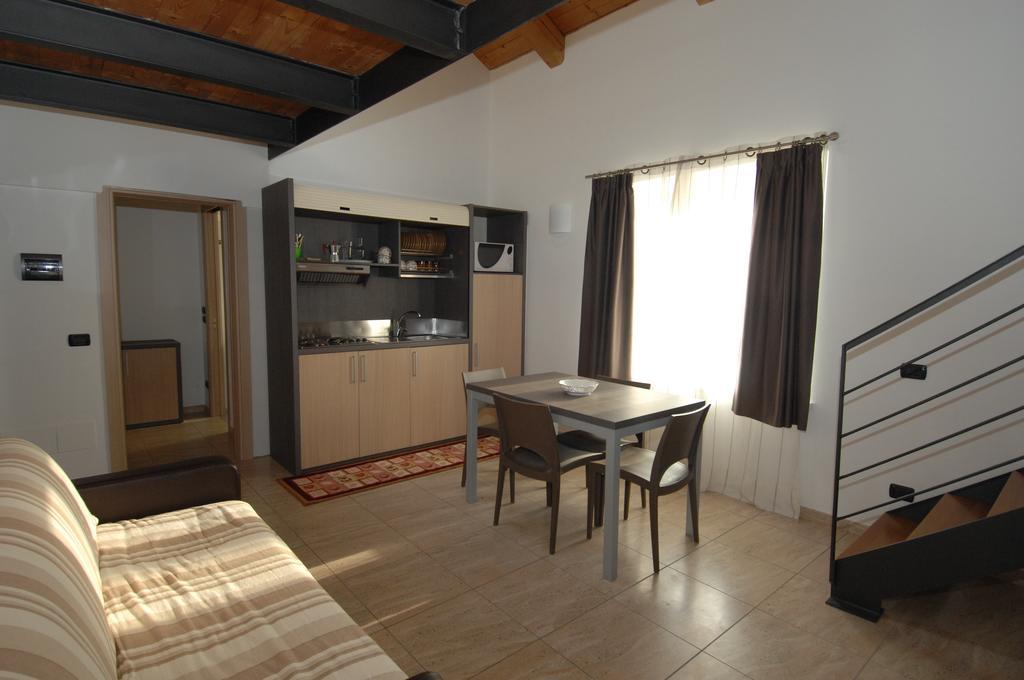 Appartamenti Via Toti 1 Alba (Piedmont) Ruang foto